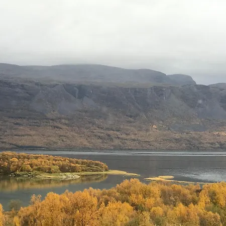 Lyngen * Kvalvik (Troms)
